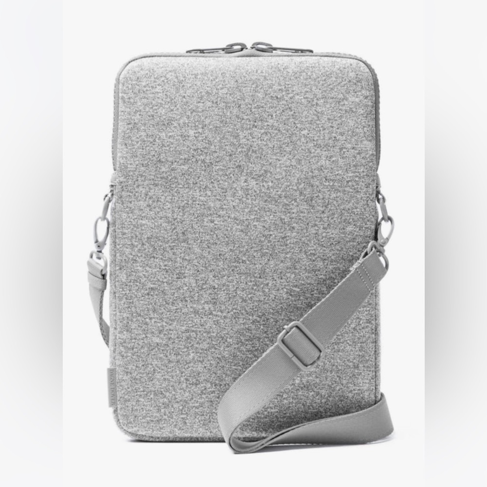 Dagne Dover laptop sleeve